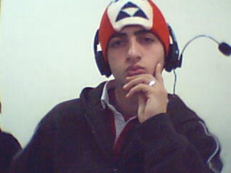 zaka rReGaLAnDO bEsoS KIERES UNO??